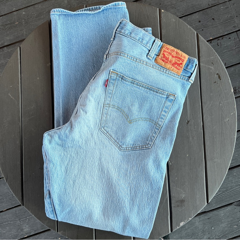 Levi's 501 Jeans Med Blue Wash Mfg 2018 40/32